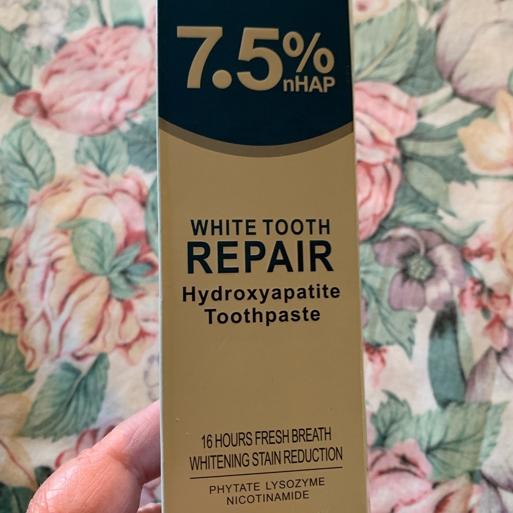 Croent White Tooth Repair Toothpaste - Picture 6 of 7